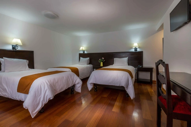 Triple room