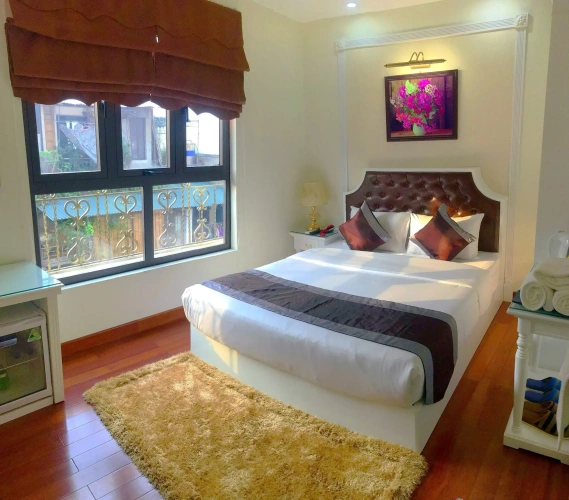 Deluxe Double room with city view