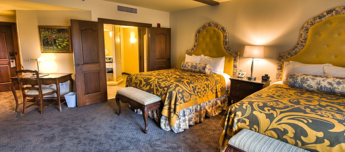 Standard Quadruple room with garden view