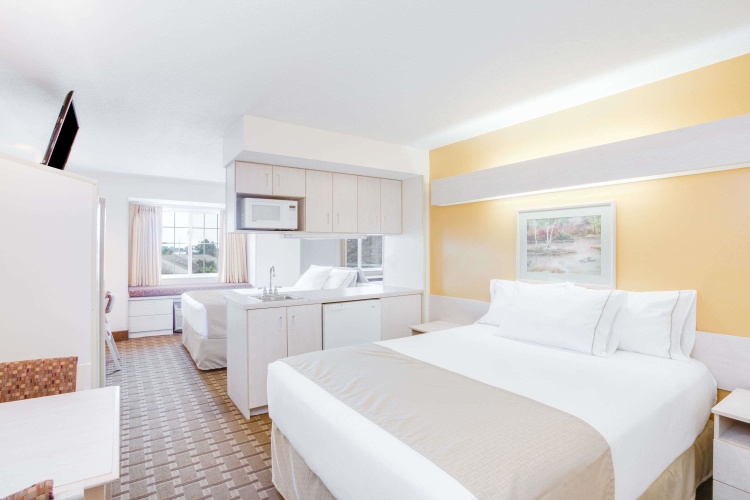 Quadruple Suite