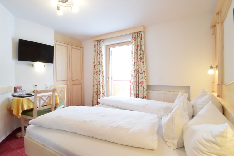 Standard Double room with balcony