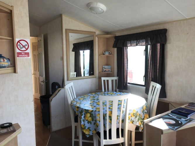 3 Bedrooms Standard Family room