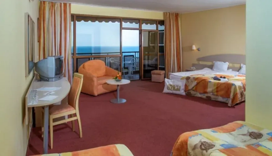 1 Bedroom Apartment with balcony