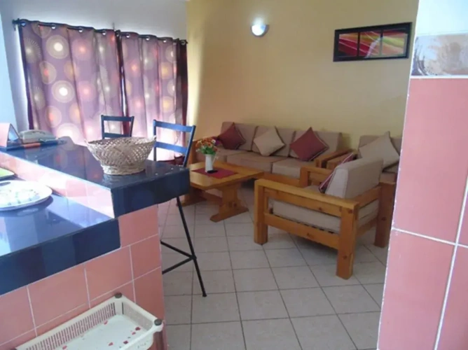 2 Bedrooms Apartment