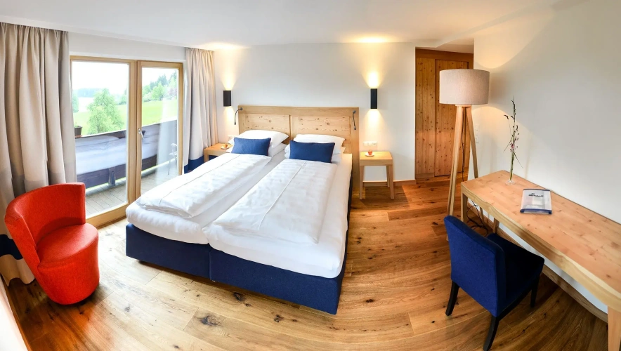 Deluxe Double room with balcony and with mountain view