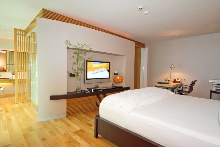Classic Double room with view