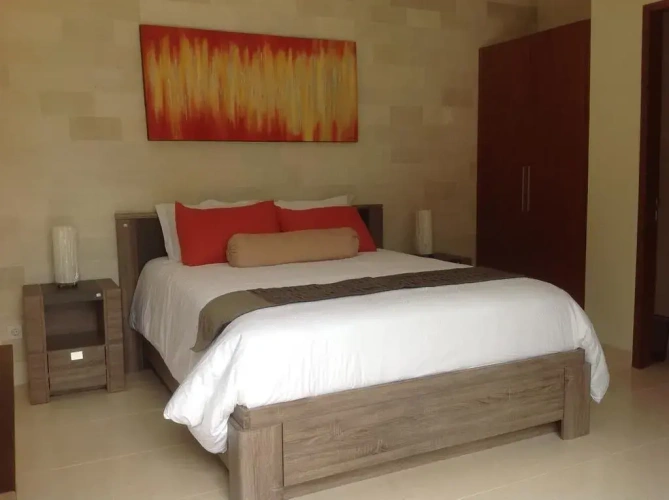 3 Bedrooms Villa