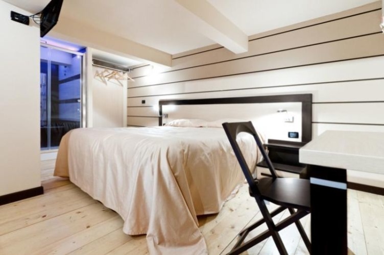 Quadruple Suite