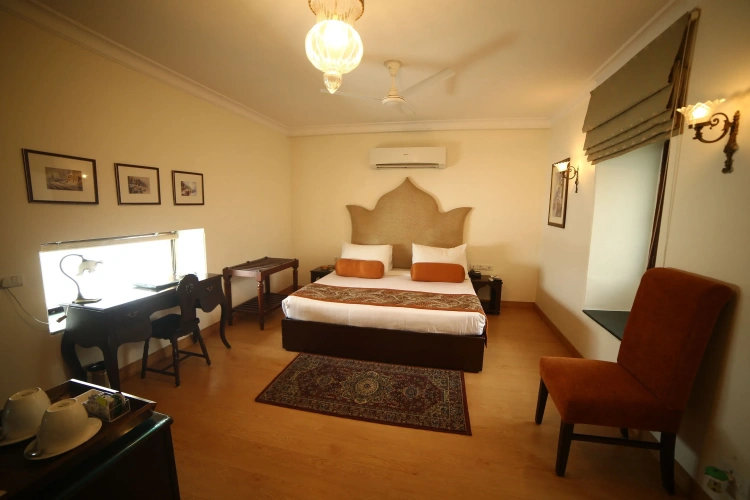 Standard room with river view