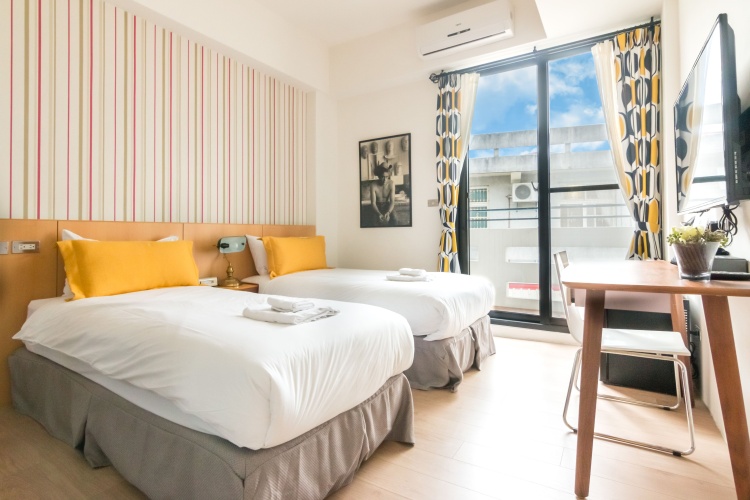 Superior Twin room with balcony