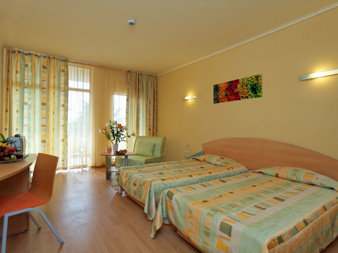1 Bedroom Standard Family room with balcony