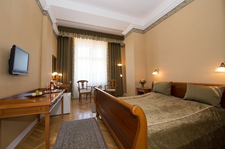 Superior Double room with view