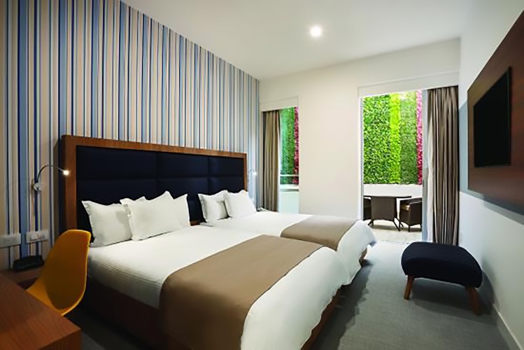 Premium Twin room