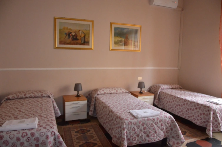 Standard Quadruple room