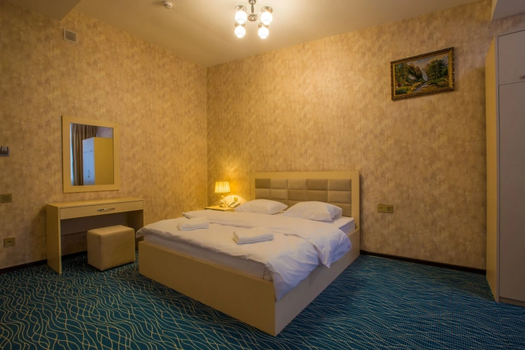 Double Suite