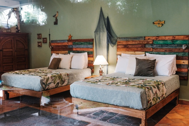 Deluxe Quadruple room