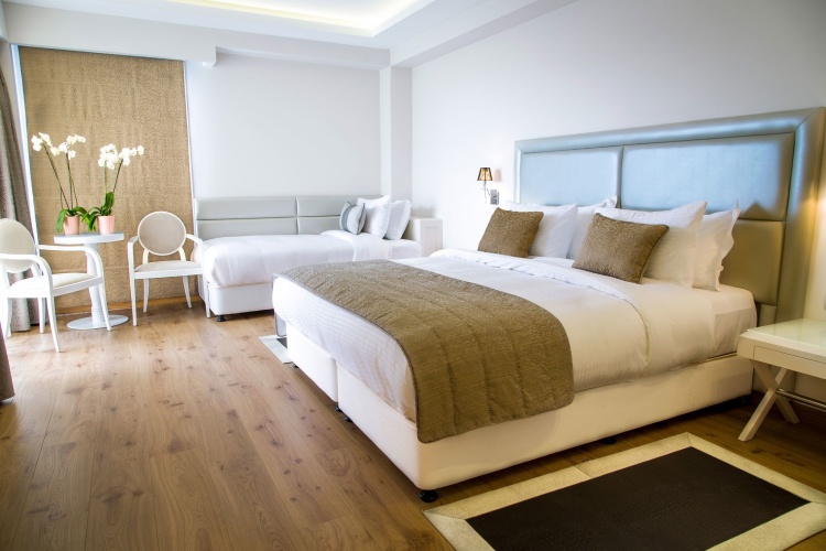 Standard Twin room with balcony