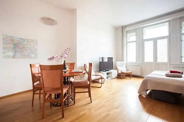2 Bedrooms Deluxe Apartment with river view