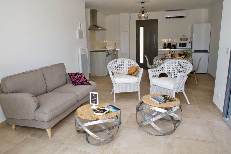 2 Bedrooms Cottage