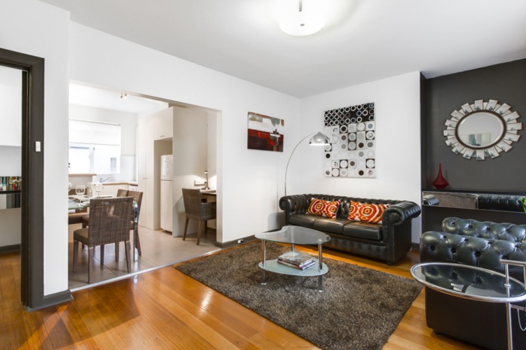 2 Bedrooms Apartment
