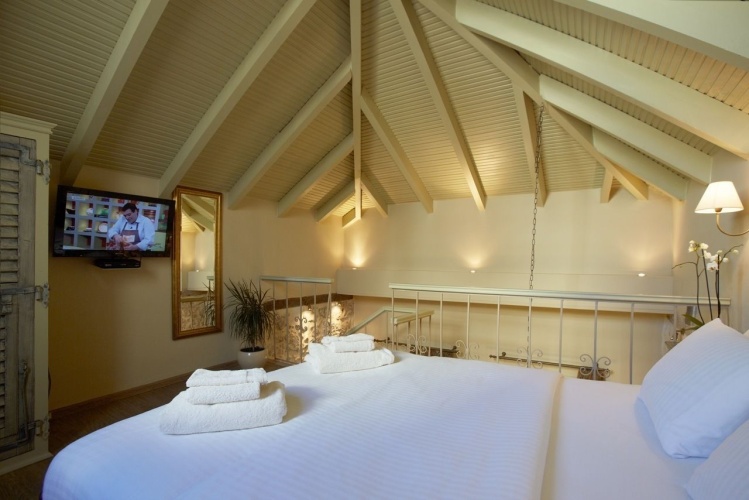 1 Bedroom Double Suite