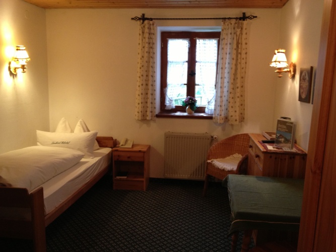 Standard Single room