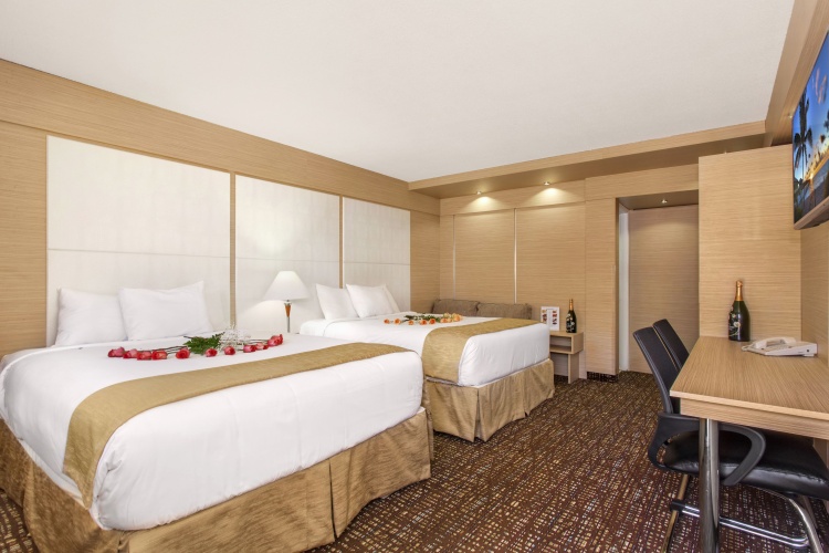 Standard Quadruple room