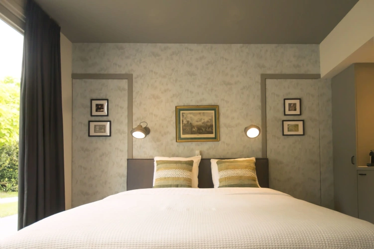 Standard Double Suite
