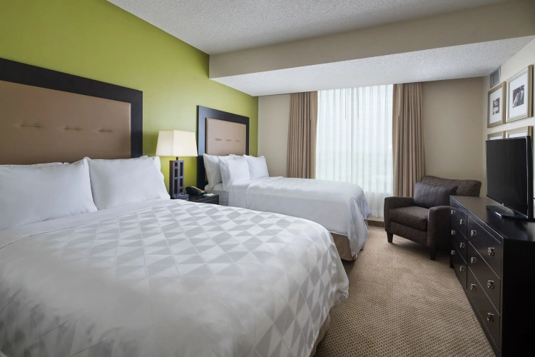 2 Bedrooms Suite