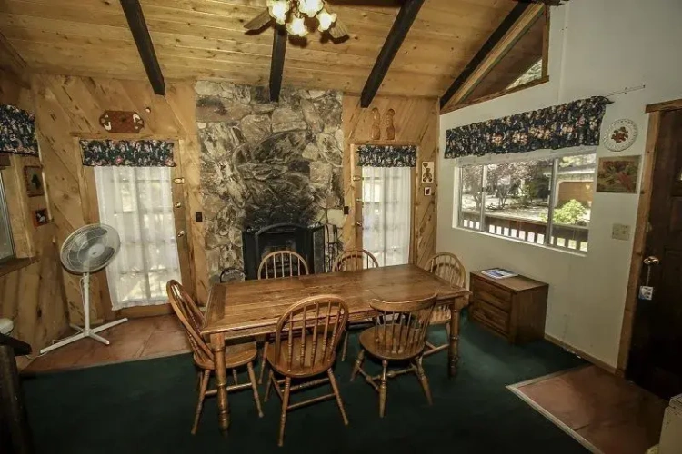 3 Bedrooms Cottage