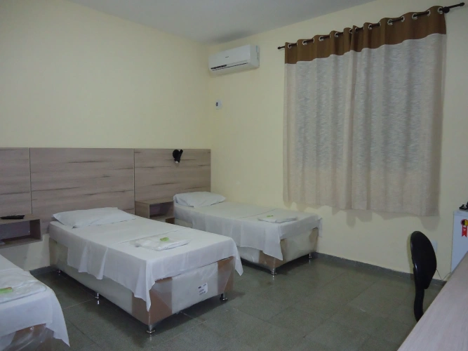 Standard Triple room