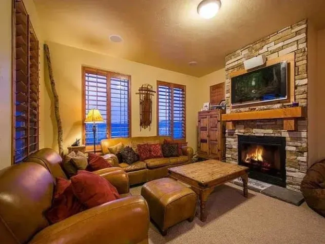 4 Bedrooms Standard Quadruple room