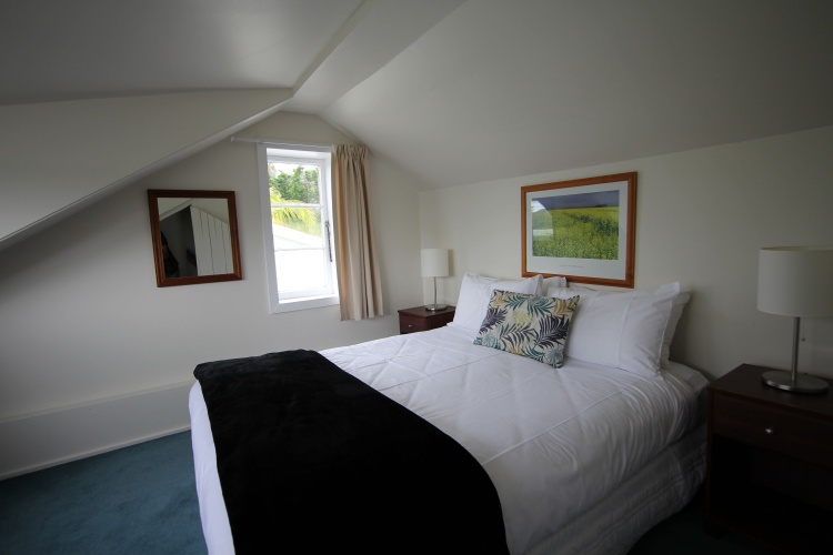 1 Bedroom Double Apartment with balcony and with sea view