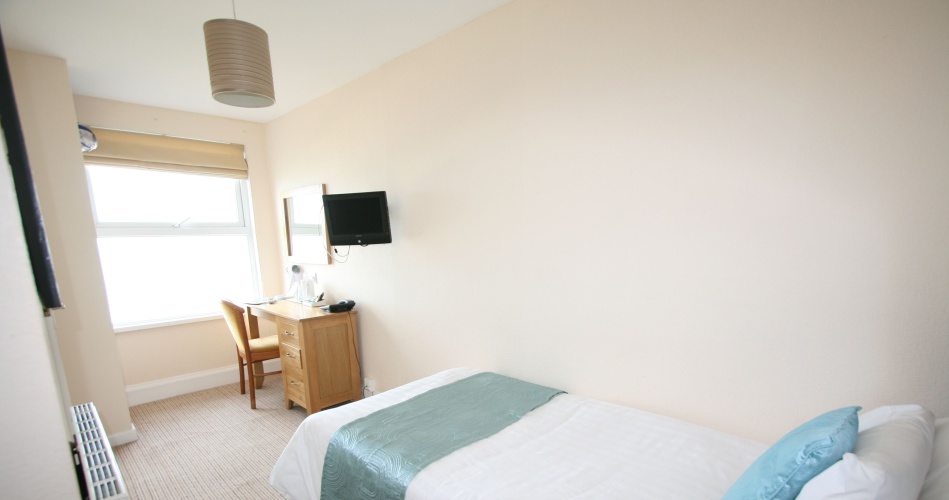 Standard Single room beachfront