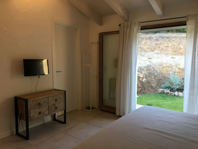 3 Bedrooms Villa with land view
