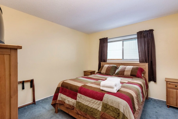 3 Bedrooms Cottage