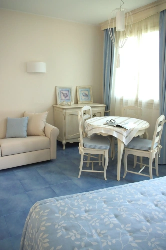 Junior Suite with balcony and with view
