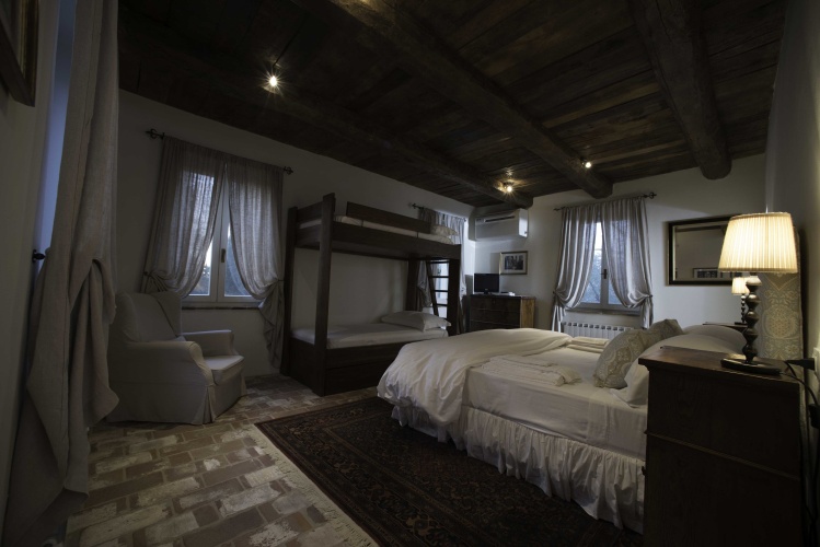 1 Bedroom Superior Quadruple room