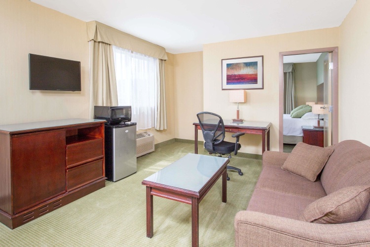 Double Suite