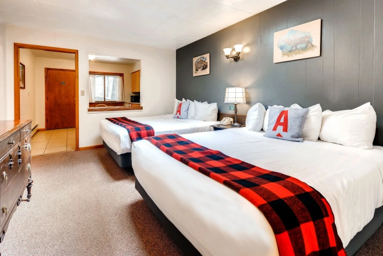 Standard Quadruple room