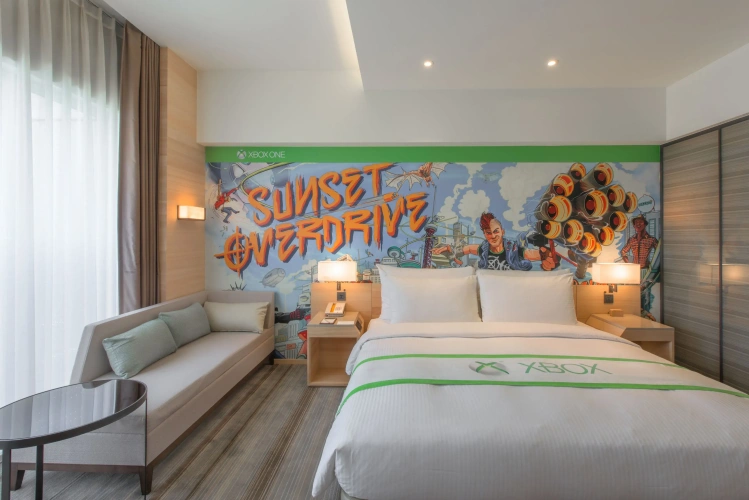 Standard Quadruple room with view