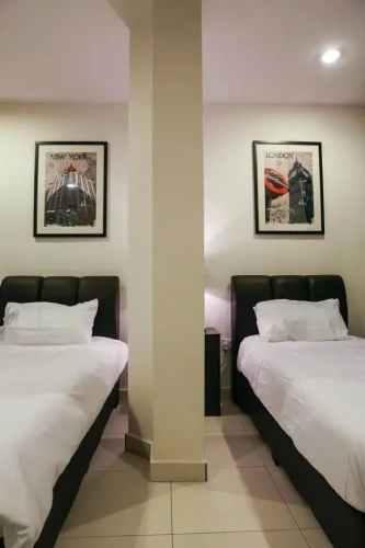 2 Bedrooms Apartment