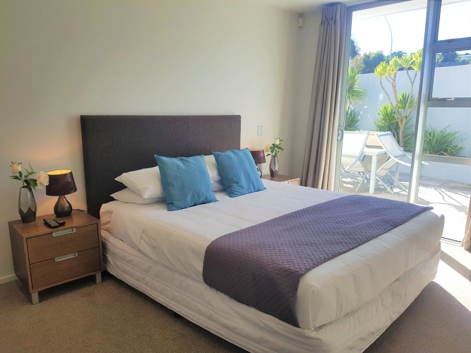 3 Bedrooms Apartment with partial view