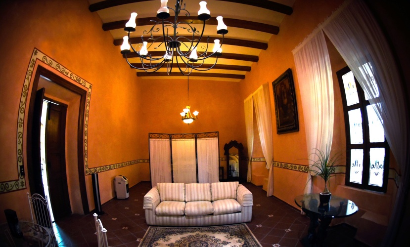 Deluxe Suite