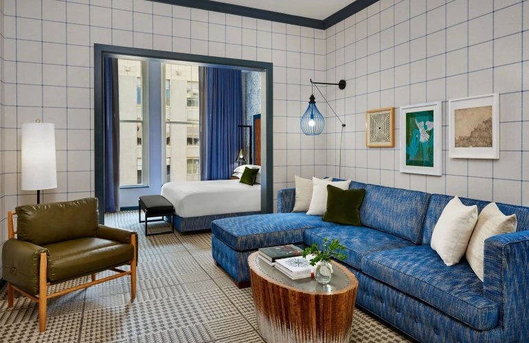 Double Suite