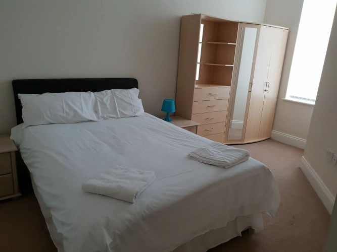 2 Bedrooms Quadruple Apartment