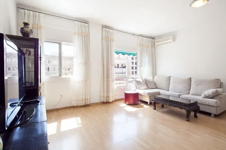 3 Bedrooms Premium Sextuple Apartment