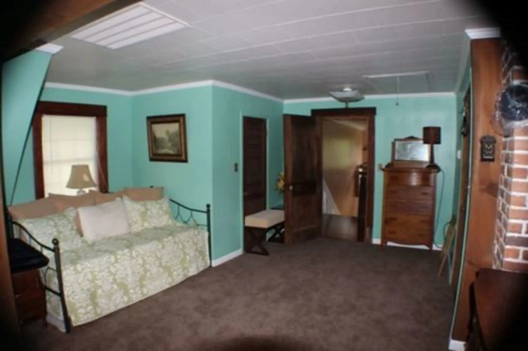 Quadruple Suite