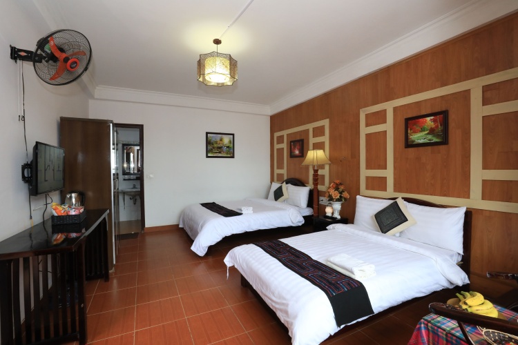 Superior Triple room