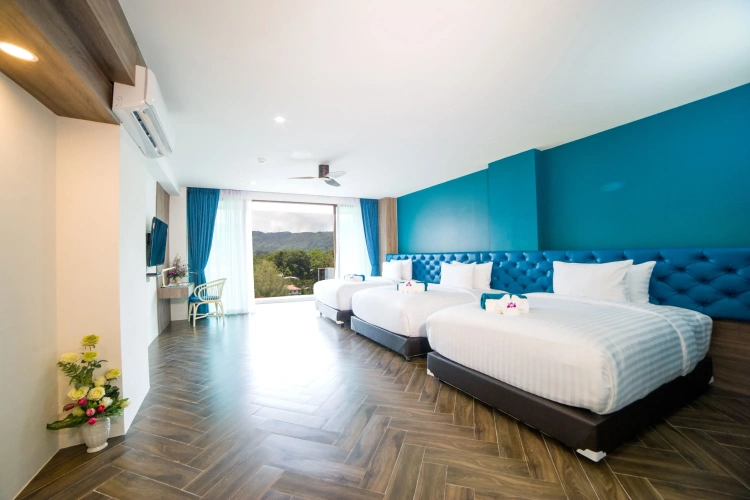 Premium Triple room